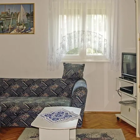 Casa vacanze Beautiful In W/ 2 Bedrooms Balatonmáriafürdő